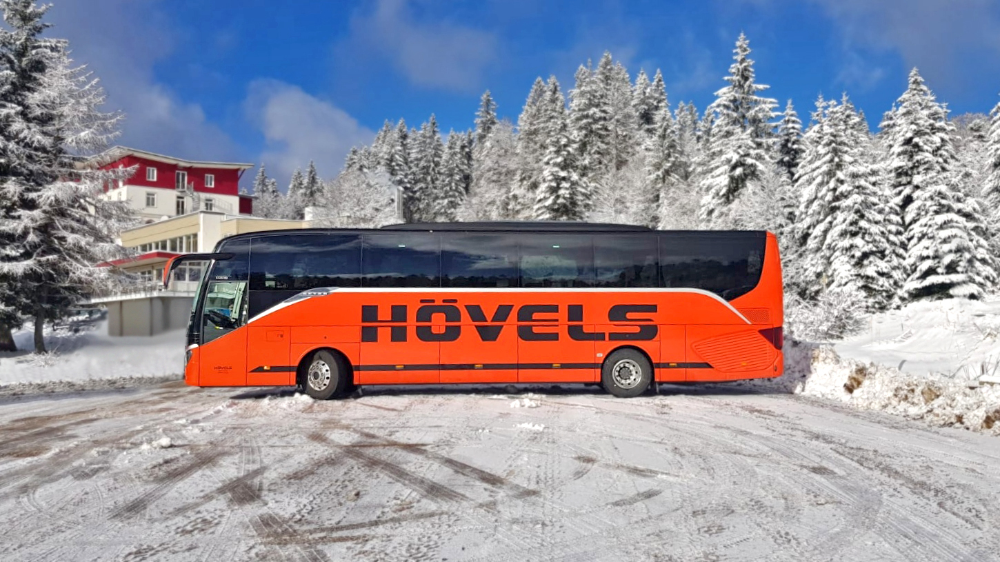 Hövels Bus im Winter