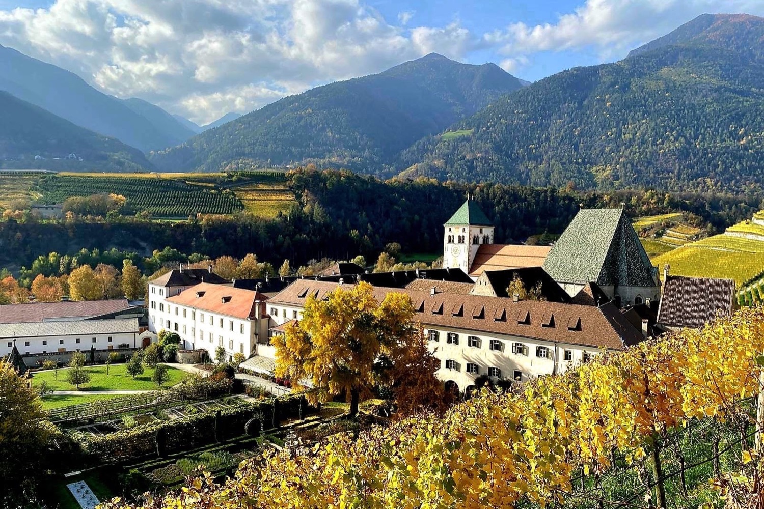 Brixen im Herbst